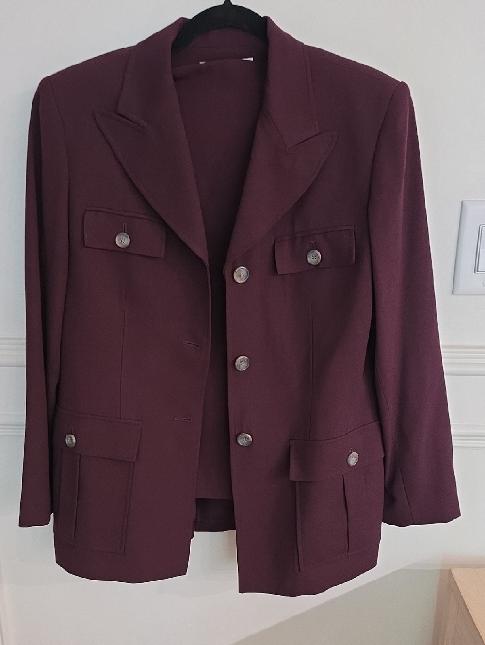 Evan Picone Burgundy Tailored Button Blazer Pants Suit.